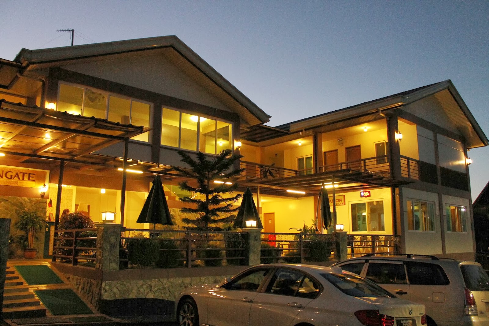 GASTRONOMY by Joy HOTEL REVIEW Wingate Manor Weekend