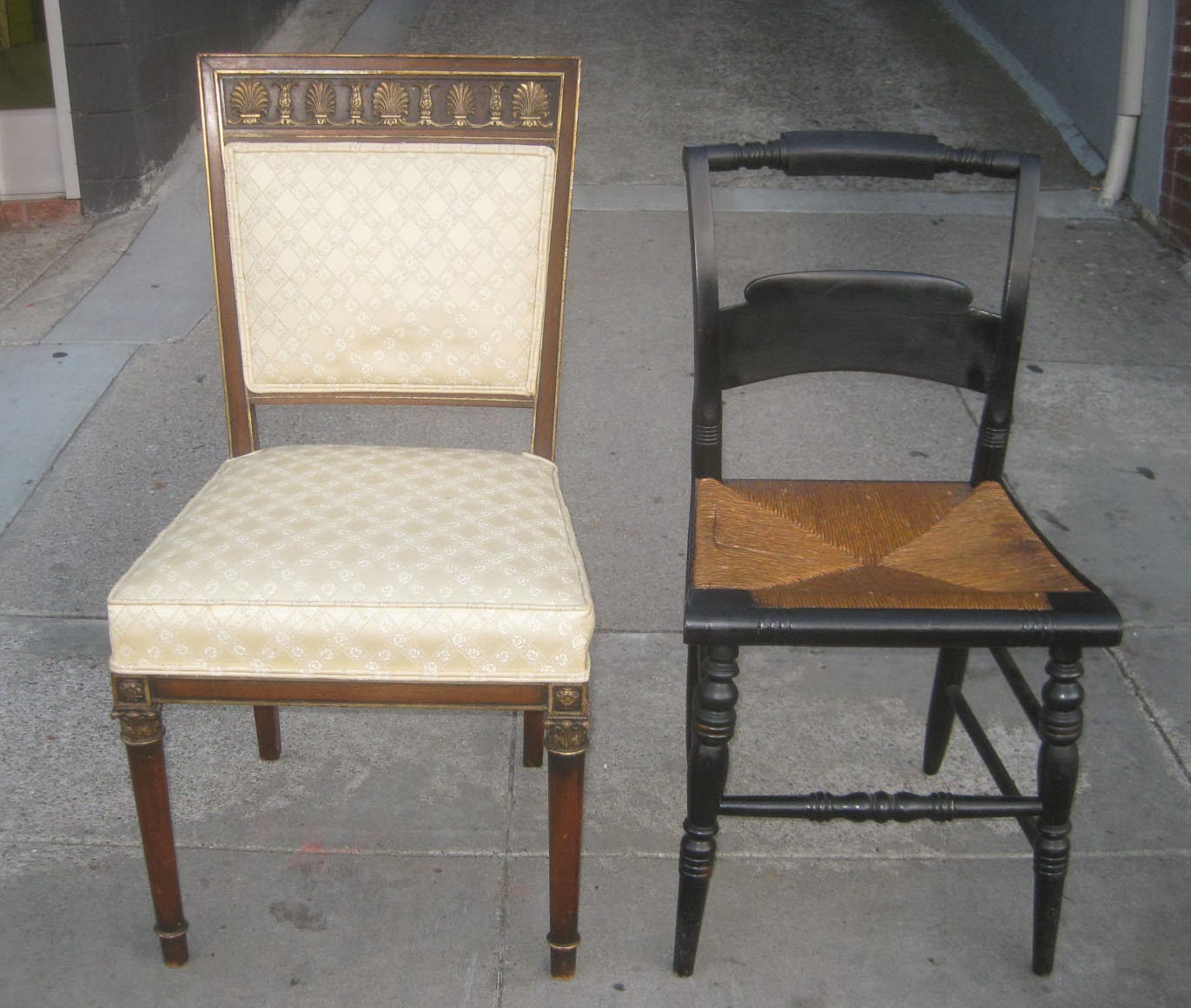 UHURU FURNITURE & COLLECTIBLES SOLD Single Chairs