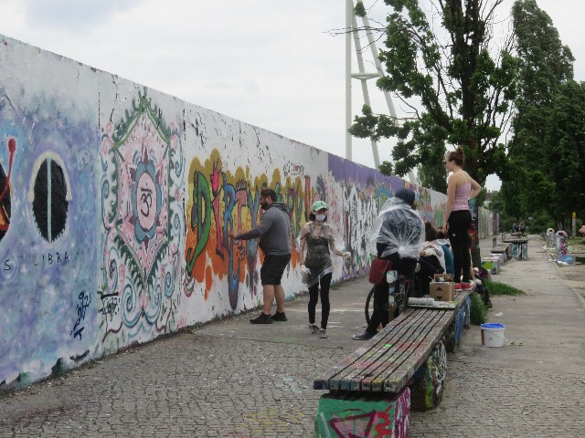 Magical Present Awesome Graffiti Being Created Kochi Muziris