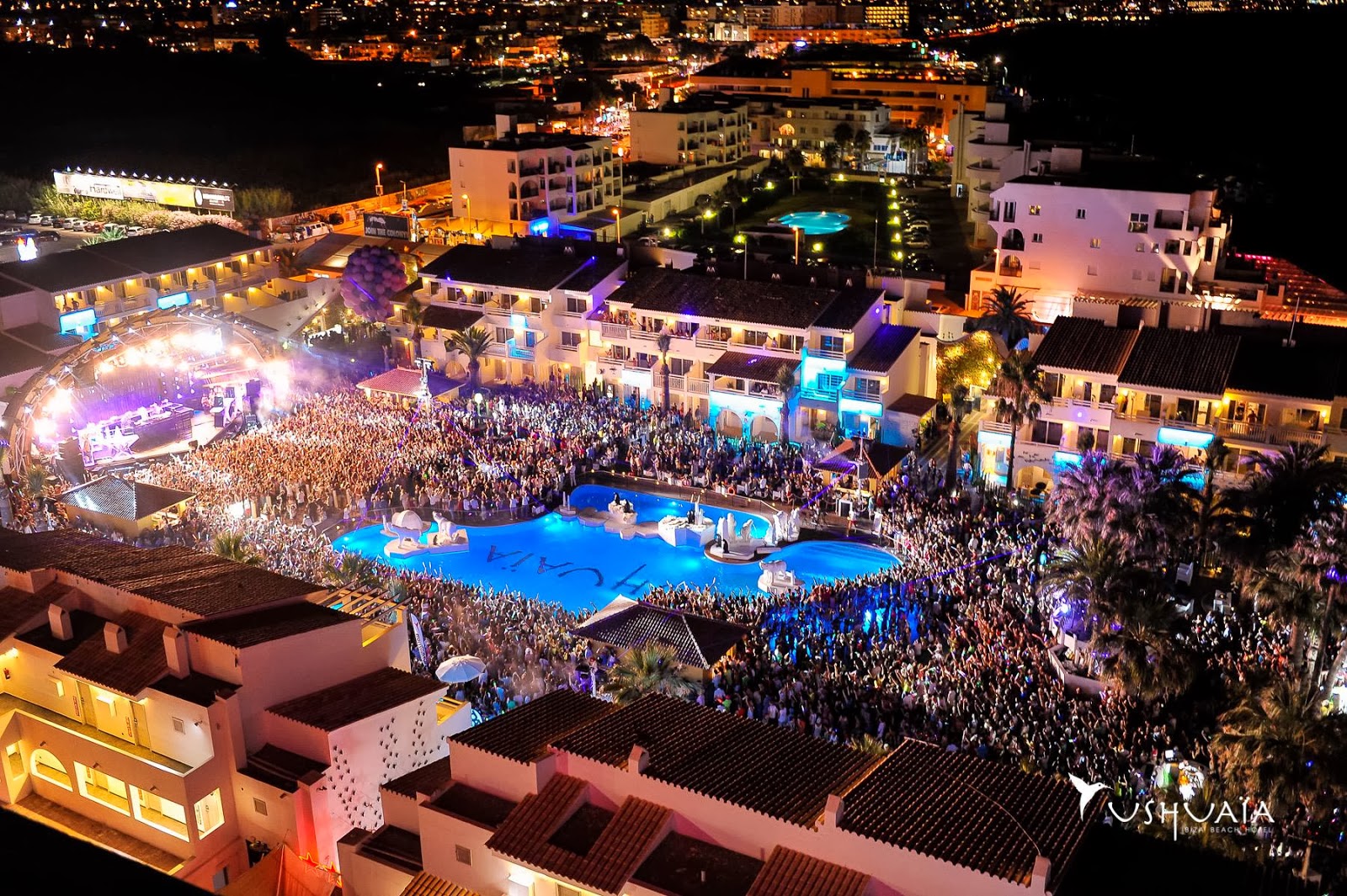 Luxury Life Design: Ushuaïa Beach Hotel in Ibiza - the sexiest island