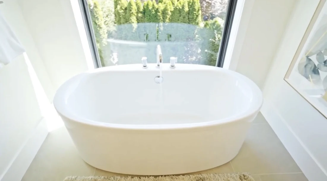 47 Interior Design Photos vs. 9988 NE 26th St, Bellevue, WA Luxury Home Tour