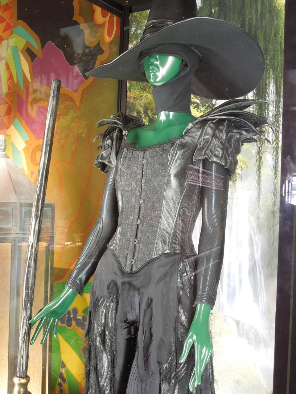 Mila Kunis Hot Wallpaper Mila Kunis Wicked Witch Costume