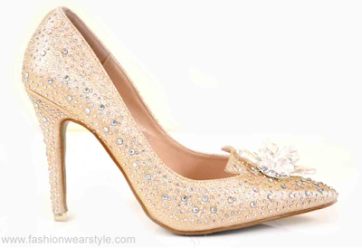 New Arrivals of METRO Brand Shoes for Girls/women New Arrivals of METRO Brand Shoes for Girls/women www.fashionwearstyle.com
