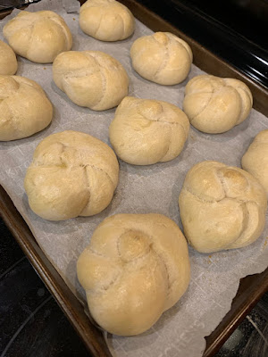 Italian Bread, Knots