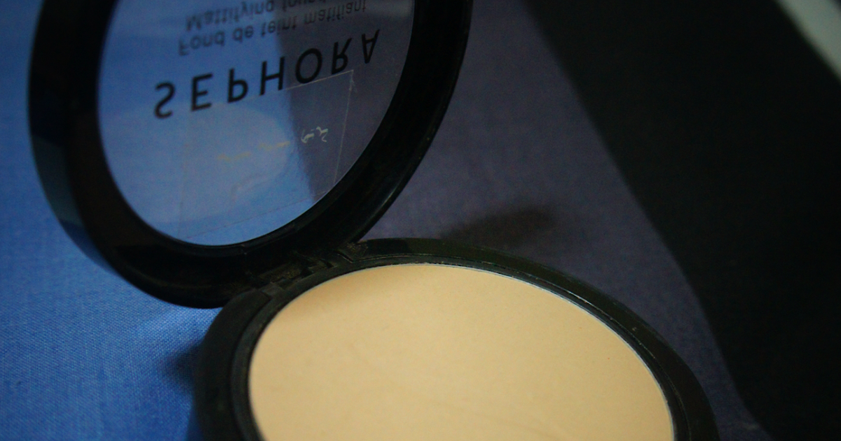 How to Apply Pressed Powder Foundation A Glad Diary