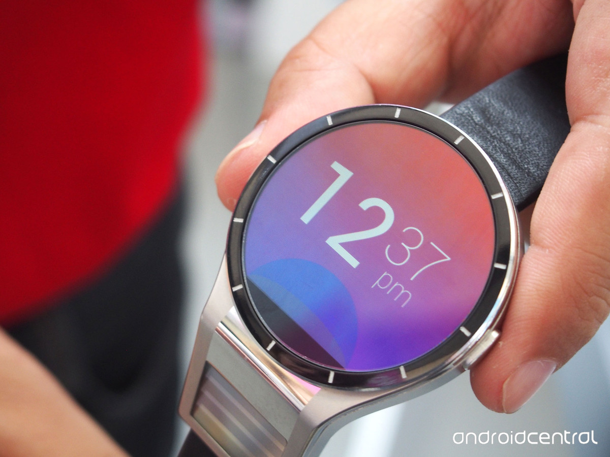 Lenovo 'Magic View' smartwatch with a secret display only user can see