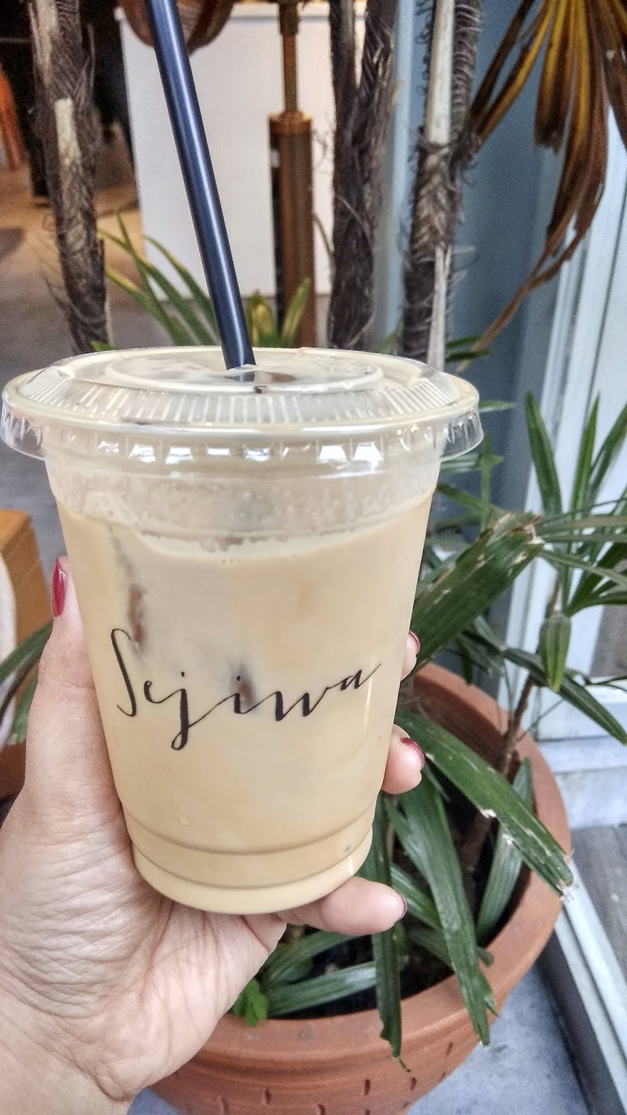 cafe hits bandung, cafe instagramable bandung, jalan jalan bandung, ke bandung dua hari, wisata kuliner bandung