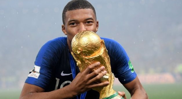 Operación Mbappé: El Madrid lo ficharía por 280 Millones