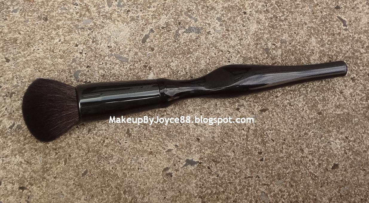 MakeupByJoyce ** ! Review + Comparison Sonia Kashuk Dense Blush Powder Brush