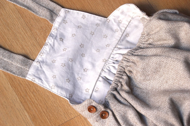 DIY Tutorial y patrones de ropa para bebes. Como hacer peto bebe