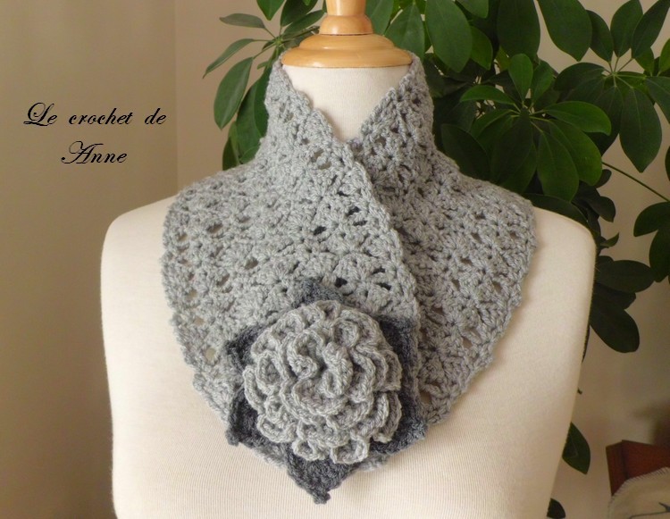 ergahandmade: Crochet Scarf With Flower + Diagrams