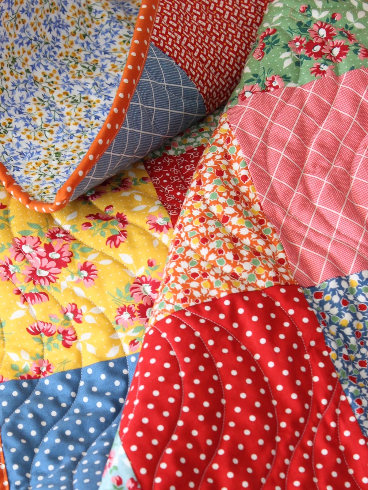 FREE Big Patchwork Crib Quilt Pattern Amista Baker