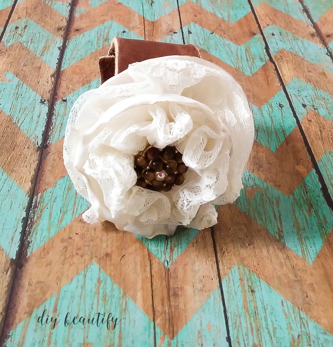 How to make a Leather and Lace Bracelet DIY Beautify Creating
