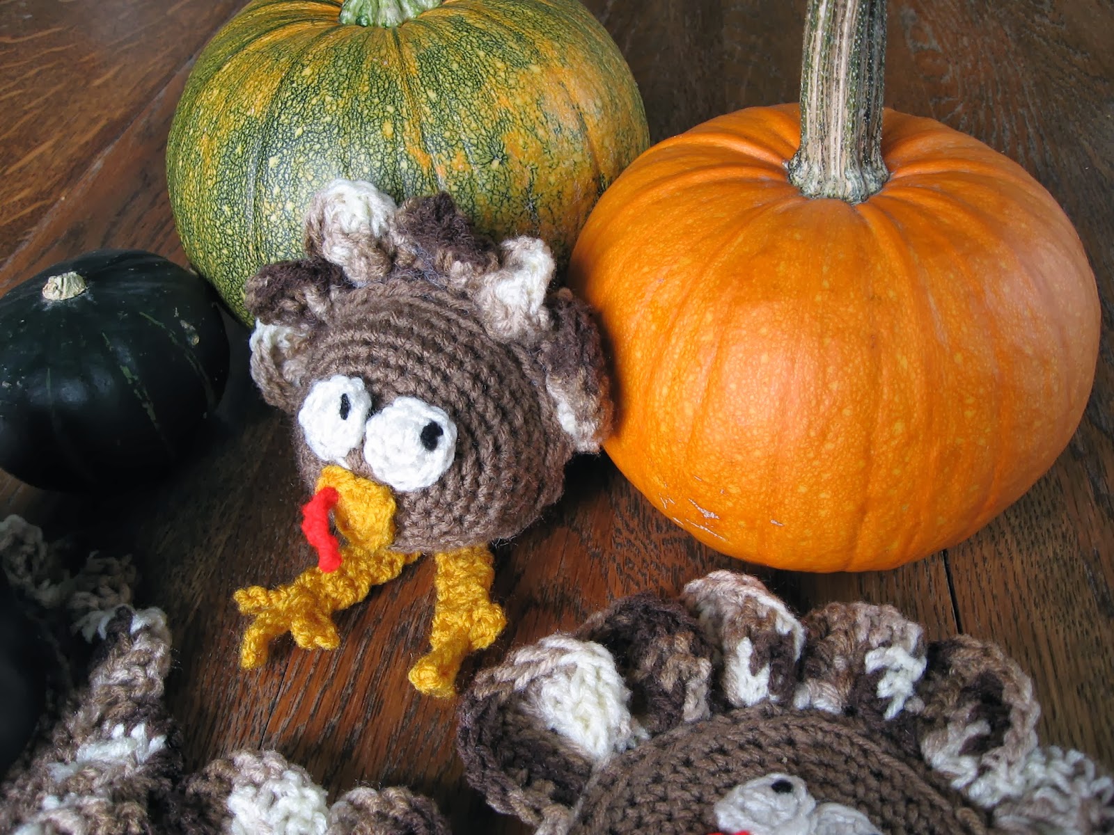 almost-unschoolers-crochet-turkey-coaster-or-stuffed-turkey-ball-pattern