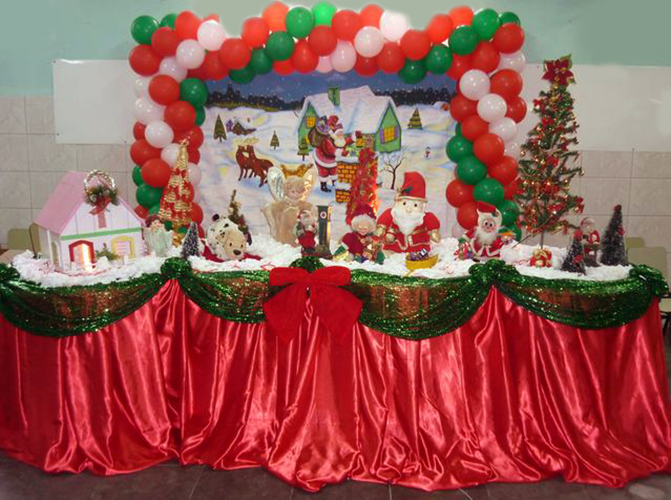 Buffet Califórnia* * * * * Tel: (21) 2767-7272: Temas Infantis (menina)