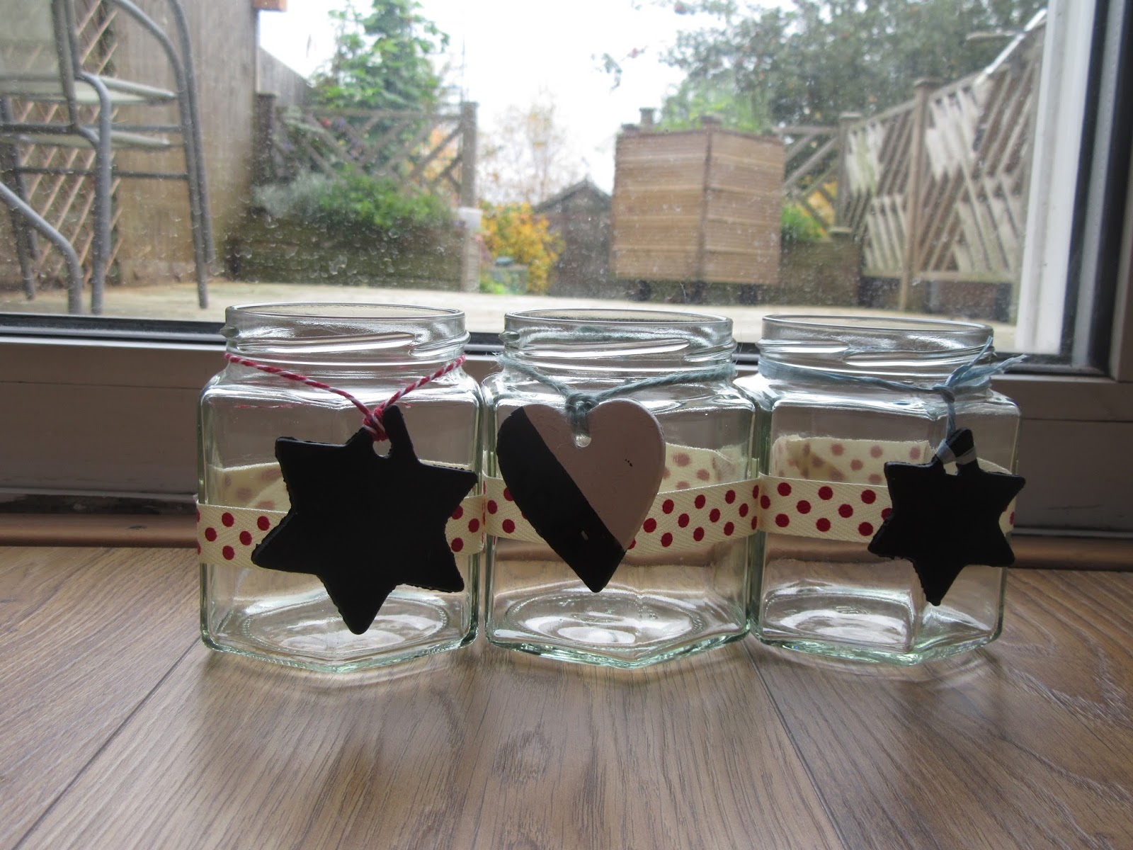 Sandra Loves....... Decorated Christmas Jam Jars 32/50 50 makes for