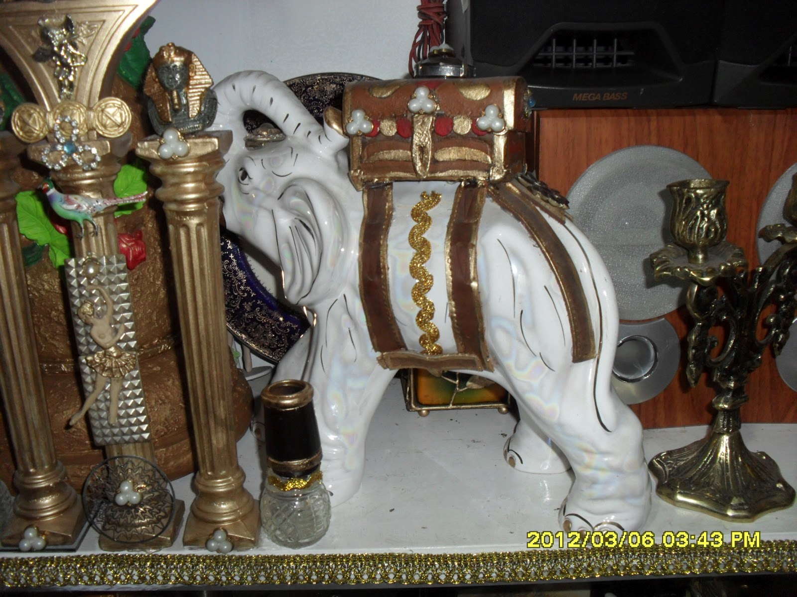 DE TODO EN ANTIGUEDADES: DE TODO EN ANTIGUEDADES