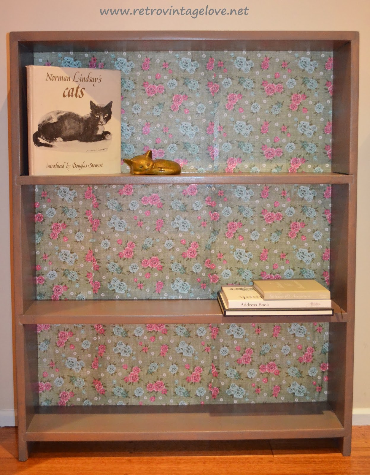 Retro Vintage Love How to Decoupage Tutorial A Shabby Chic Bookshelf