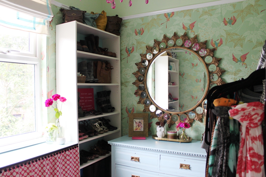 Every girl deserves a little space to call her own right? Check out the big dressing room reveal!