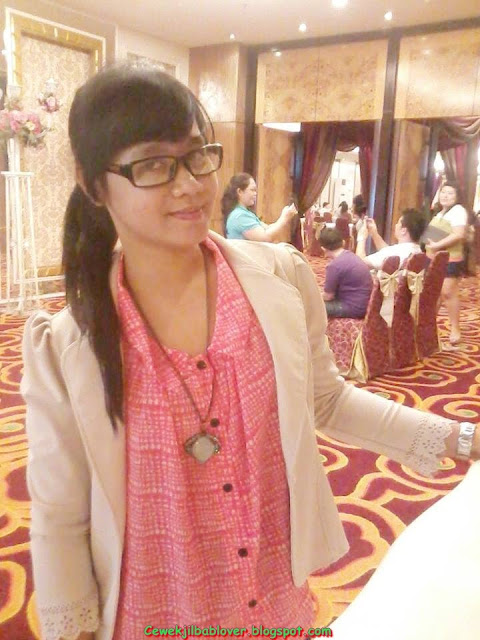 Tante Nungging Foto Sekretaris Pribadi Cantik Berjilbab