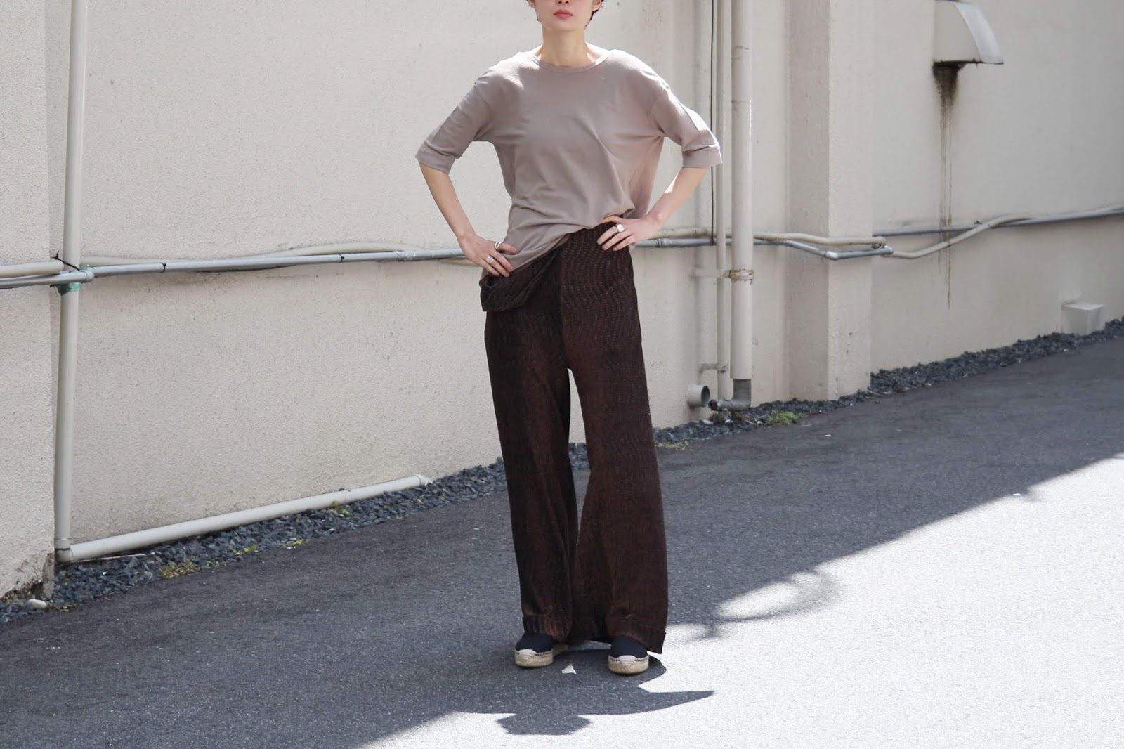 LEINWANDE ラインヴァンド ニットパンツ - www.estheticareclinic.com.pk