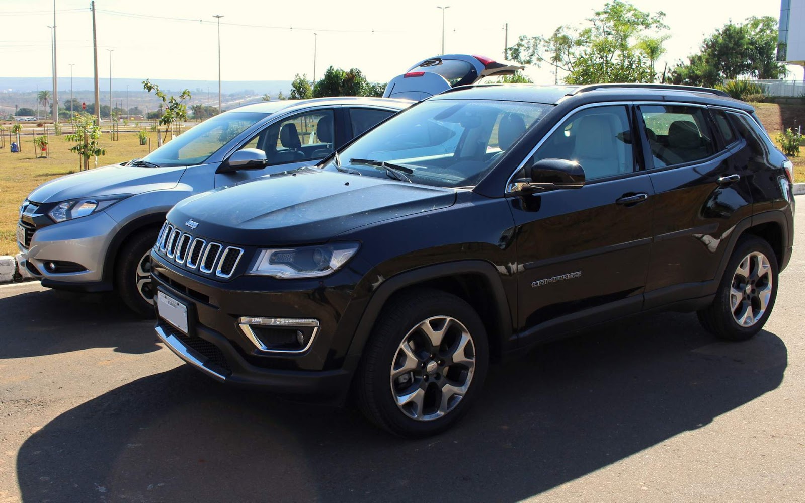 Jeep Compass x Honda HRV comparativo preço, consumo