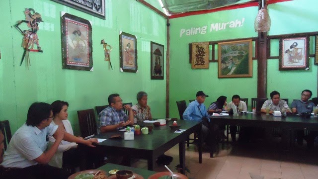 LSM Gelar Pertemuan Tandingan, Desak Pemimpin Dunia Lebih Transparan