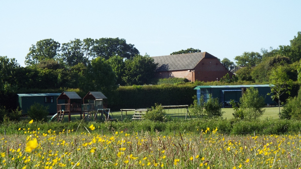 The Camping Directory www.campingdirectory.uk Hill Cottage Farm