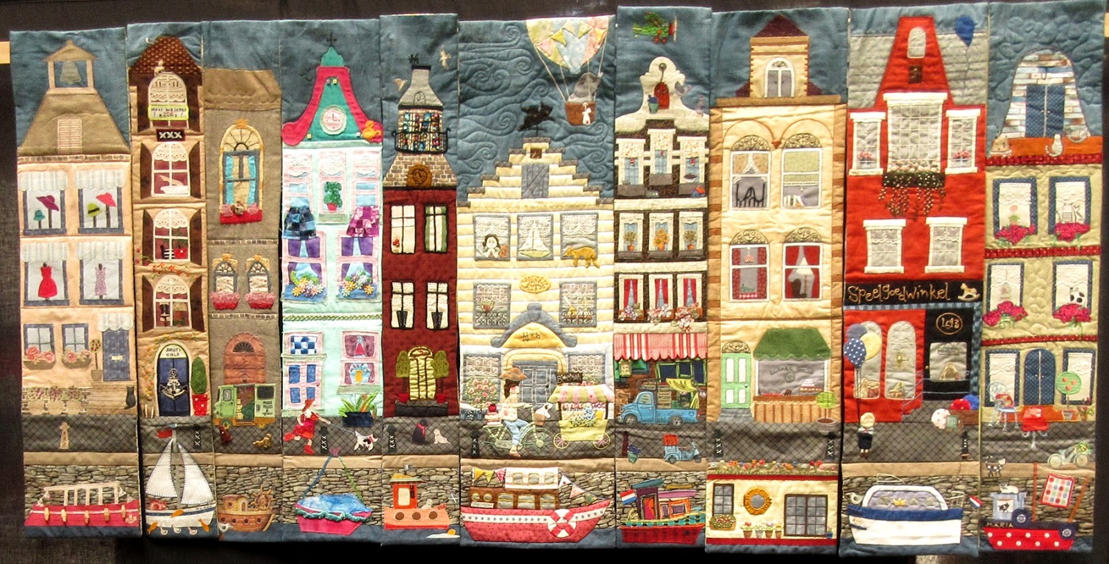 ExDC+quilters++Amsterdam+Houses.JPG (1600×814) Quilt festival, Art