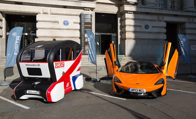 Autonomous pod and McLaren sports car at FISITA Plus