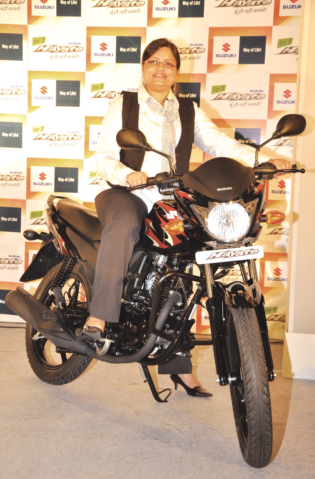 MEDIASHINE SUZUKI TWOWHEELERS LAUNCHES MASS SEGMENT MOTORCYCLE THE