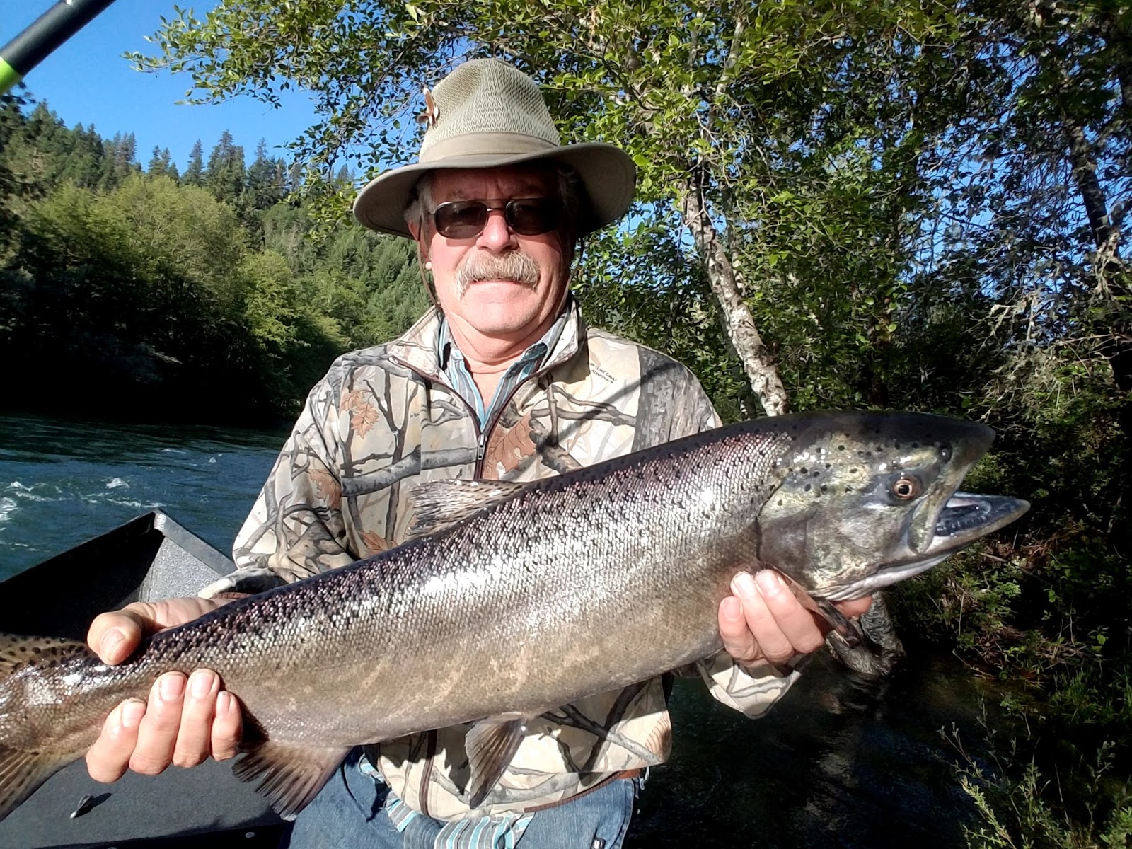 Guided Fishing on the Rogue and Umpqua Rivers' for Salmon and Steelhead