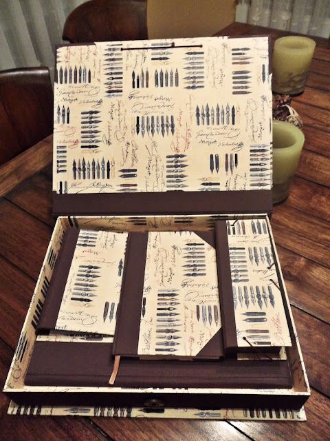 DE CARTÓN Y TRAPO: Conjunto de escritorio