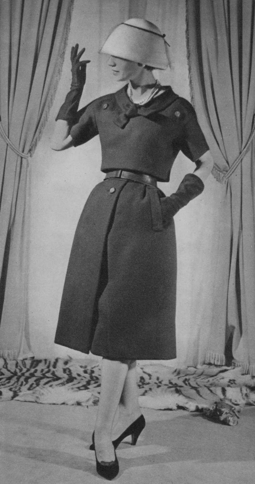 X-actly!: Learning from Fashion History