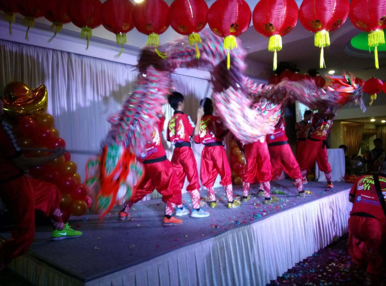 new year celebration dinner singapore comedian emcee richard style 新加波著名喜剧搞笑主持人 new year celebration dinner singapore comedian emcee richard style 新加波著名喜剧搞笑主持人
