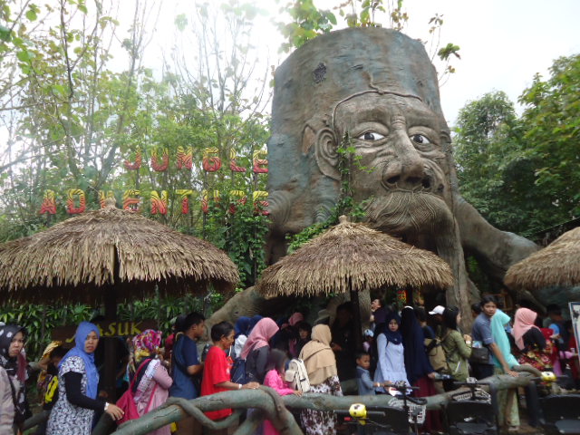 http://renidwiastuti.com/2018/01/eco-green-park-wisata-edutainment.html