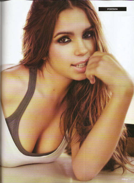 Elena-Furiase-FHM-Spain-November-4.jpg