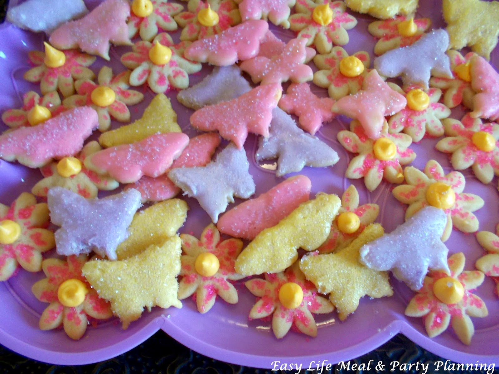 Vanilla sugar Easter Cookies - Easy Life Meal & Party Planning
