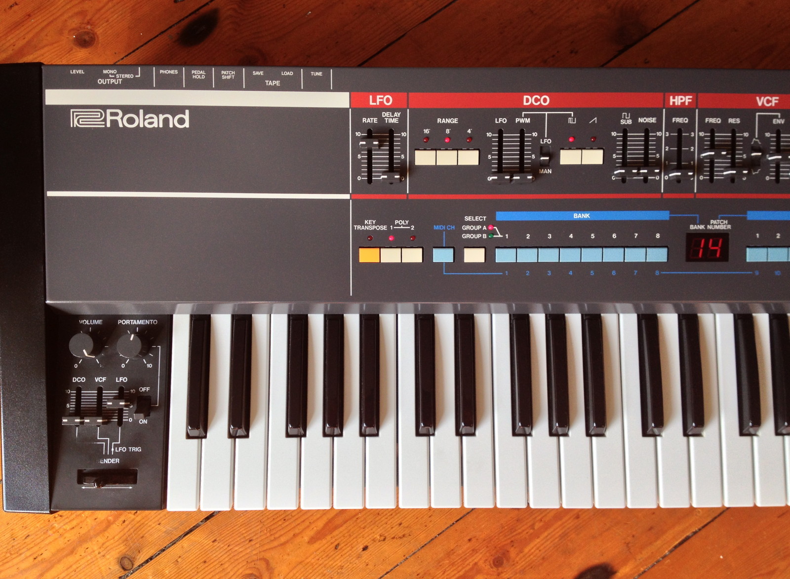 MATRIXSYNTH ROLAND JUNO 106 Midi Analog Polyphonic Synthesizer