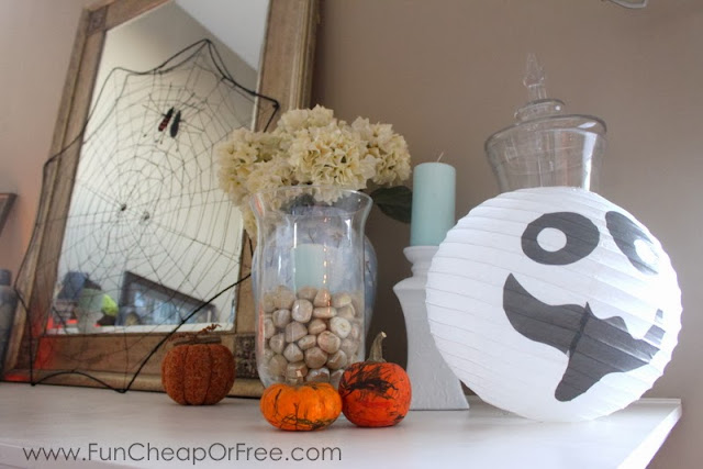 Halloween decorations on a mantel, from Fun Cheap or Free