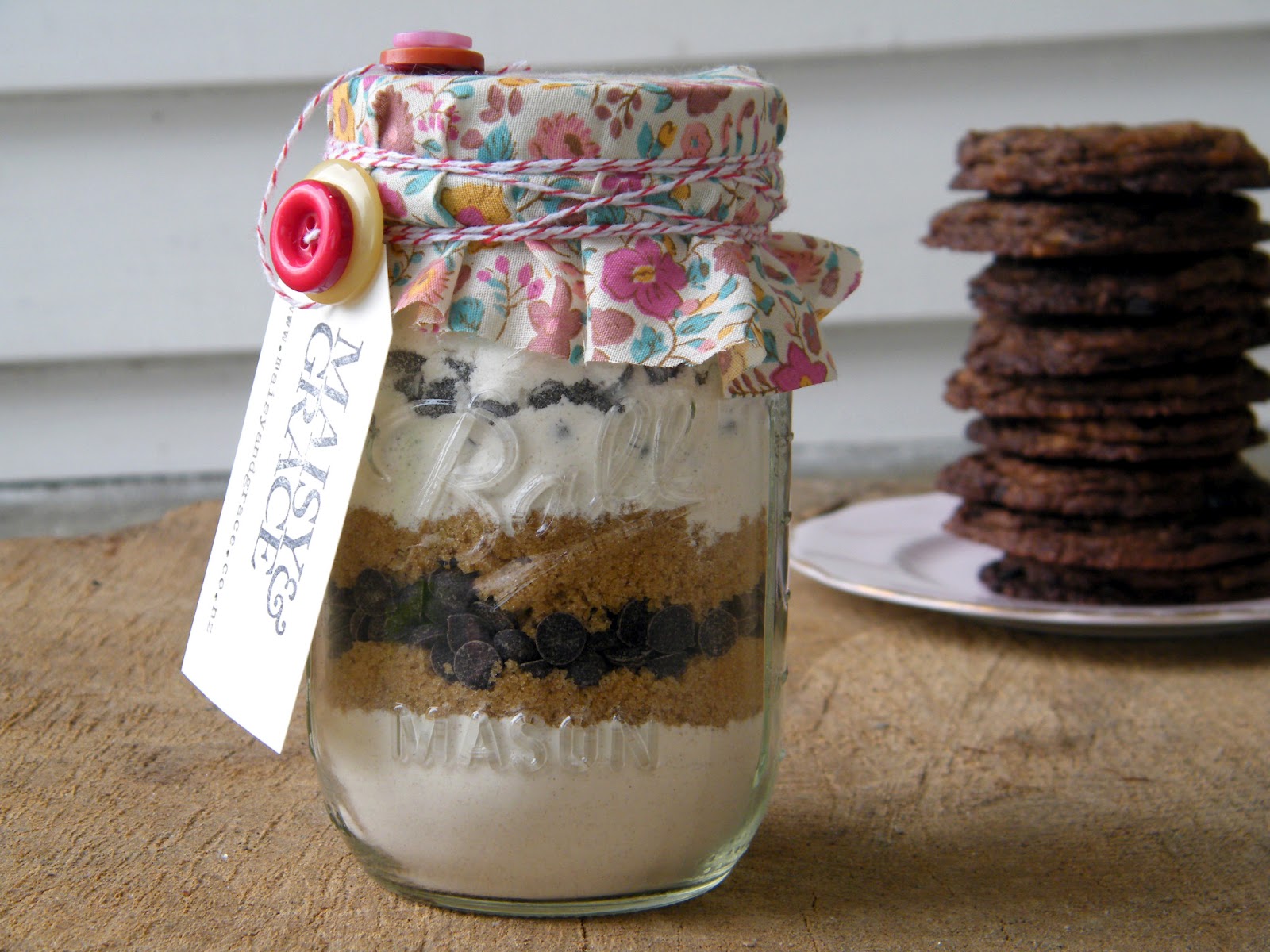Maisy and Grace COOKIES IN A JAR