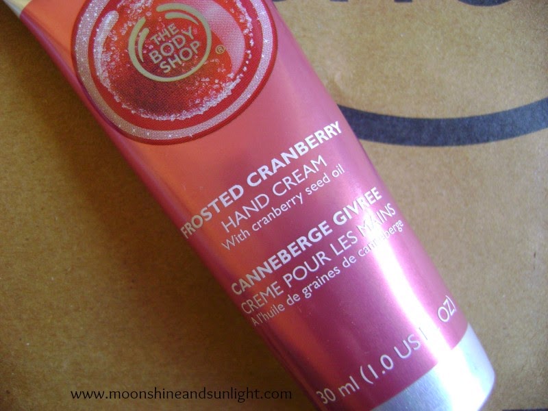 Frosted Cranberry HandCream from The Body Shop || Review || Experience at the Forum Mall Bangalore Store 