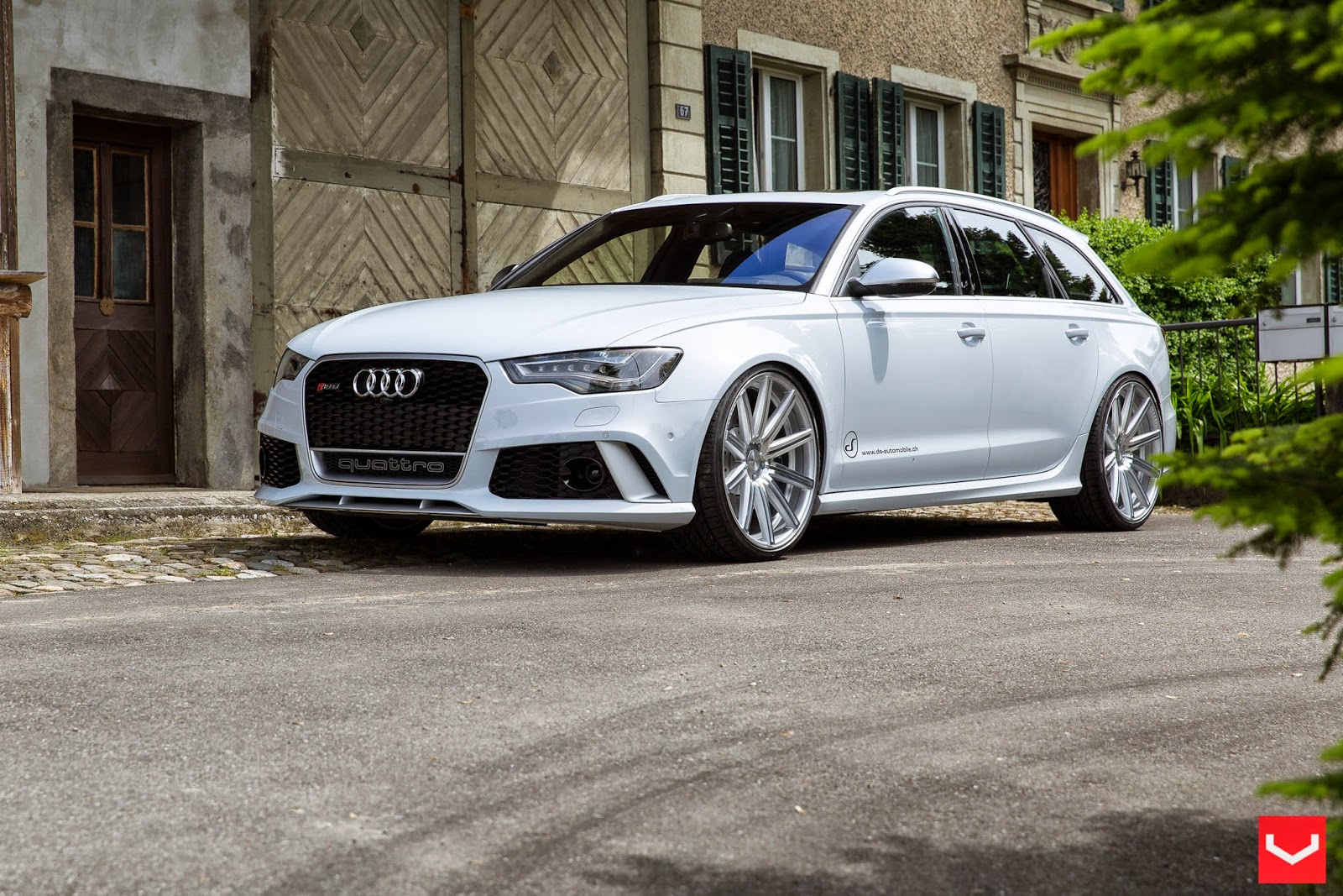 Audi rs6 White