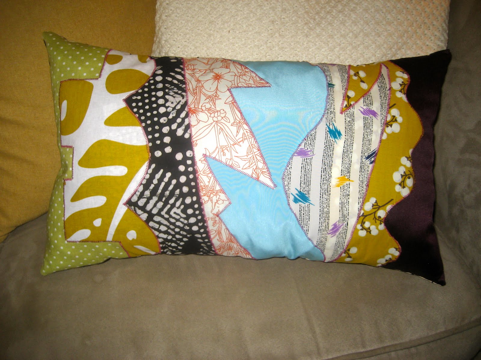 GraceAdkinsDesigns: Funky Fabric Pillow