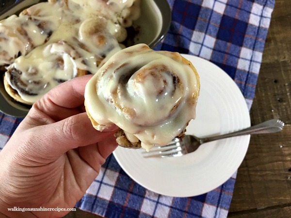 Making cinnamon rolls from frozen bread dough Dec 11, · Thaw three loaves of frozen bread dough in the refrigerator or on the counter (there are directions for thawing on the bag). Allow the thaw dough to Author: Jenny Steffens Hobick.