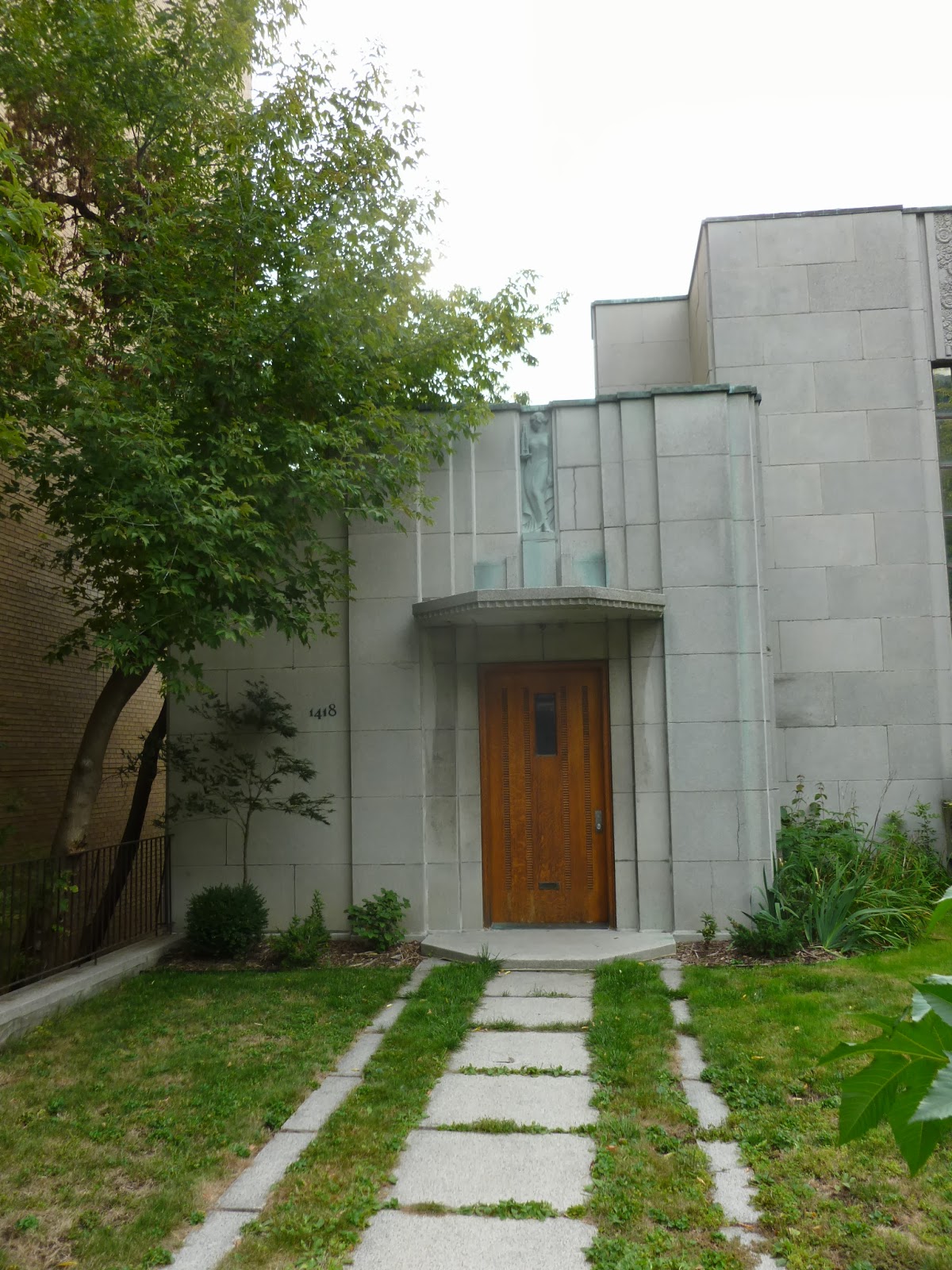 Photoops Philatelic Photograph Cormier House Montréal, PQ, Canada