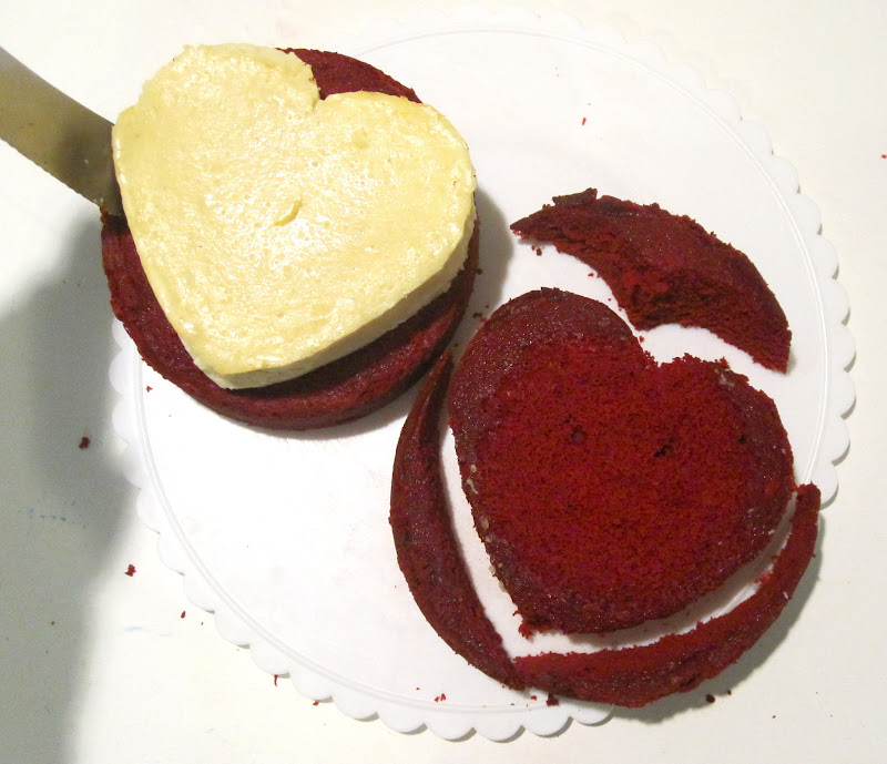 How To Make DIY Cake Pans (heart cake pan, cheesecake pan, mini cakes)  // Lindsay Ann Bakes 