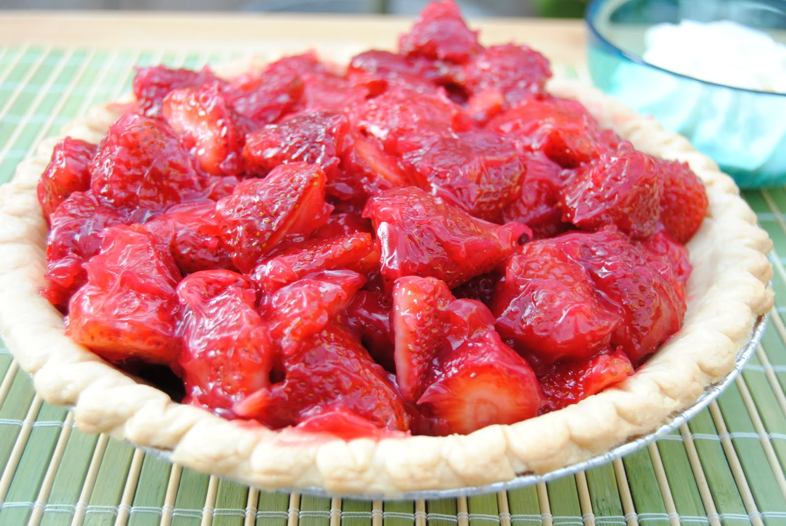 Malikala's Ono Kine Grinds: Fresh Strawberry Pie