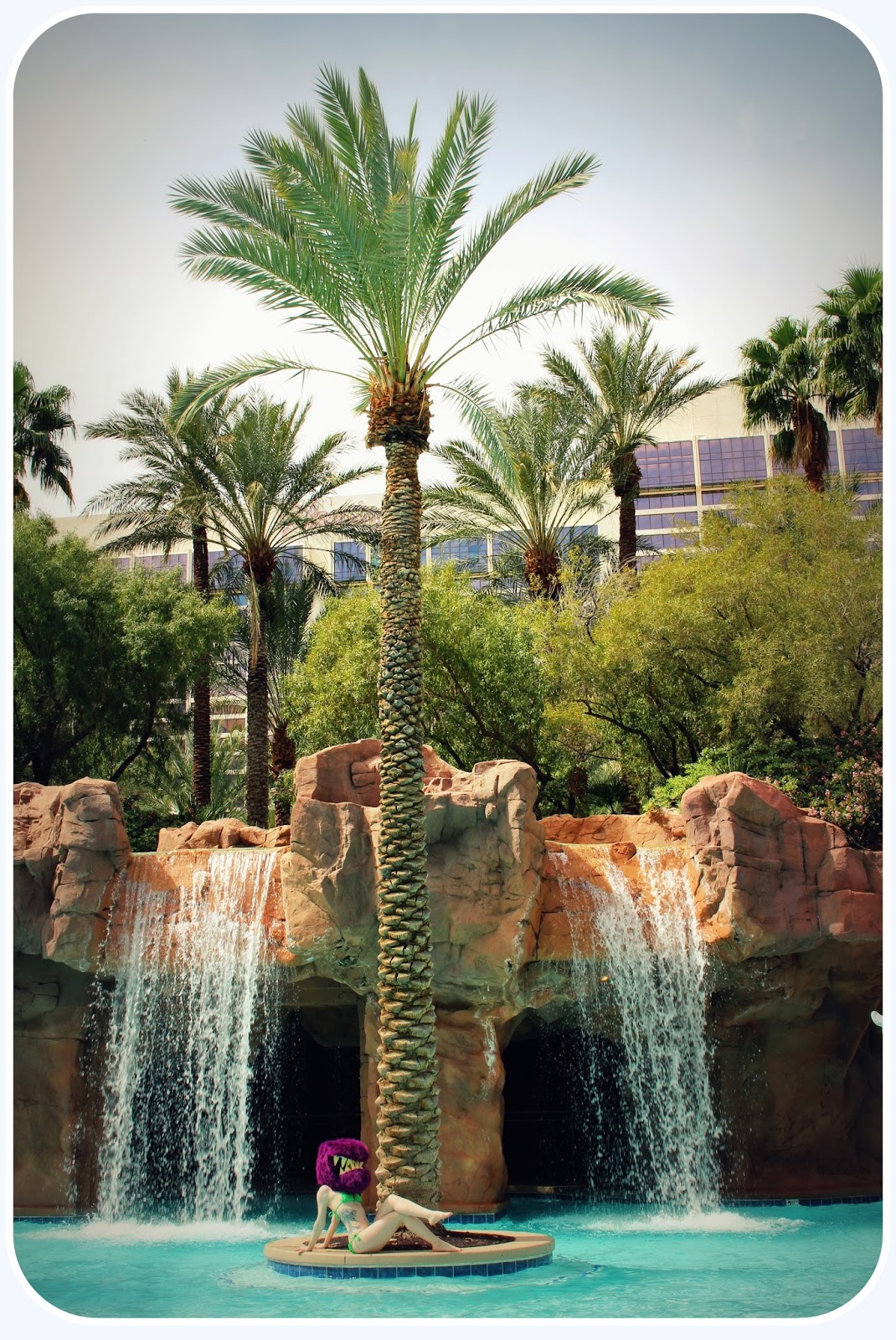 RedandJonny: Las Vegas: Flamingo Pool