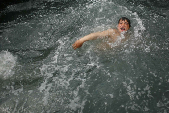 99 Arti Mimpi Mandi Di Kolam Menurut Tafsir Primbon Dan Islam Mimpi Hendak Mandi